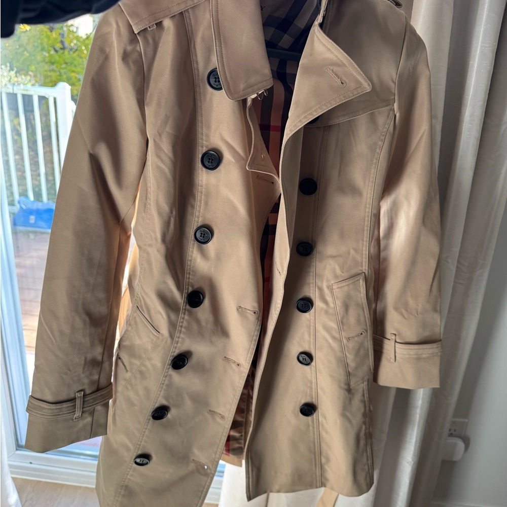 Burberry Checkered Fabric with Gold Chain Accent